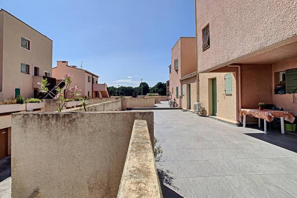Appartement Renove 4 Personnes Saint Cyprien Port Buitenkant foto